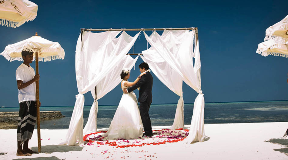 Adaaran Select Hudhuranfushi - Renewal of Vows