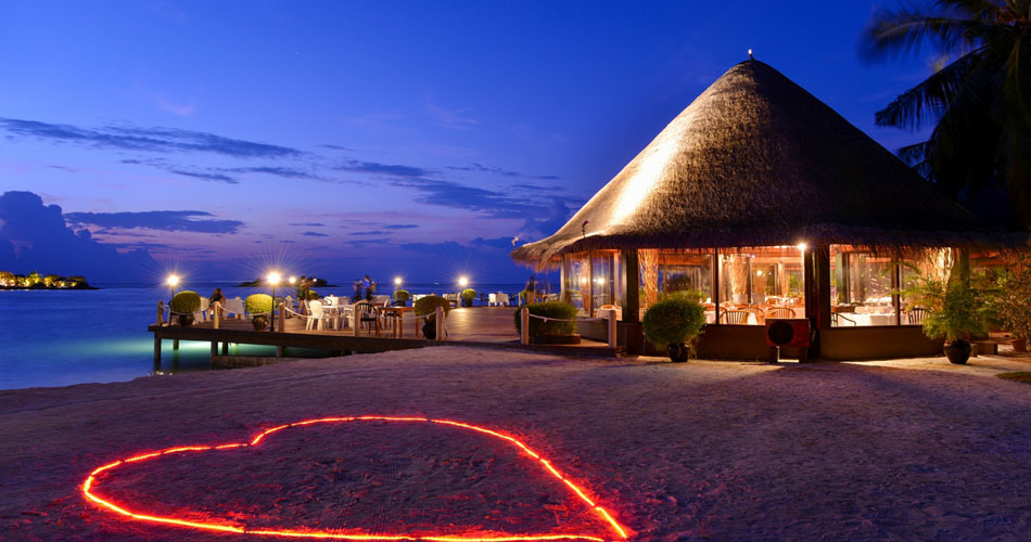 Adaaran Select Hudhuranfushi Maldives - Sunset Restaurant