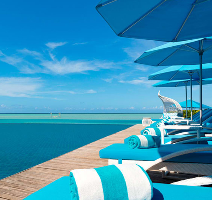 Anantara Dhigu Maldives Resort - Infinity Pool