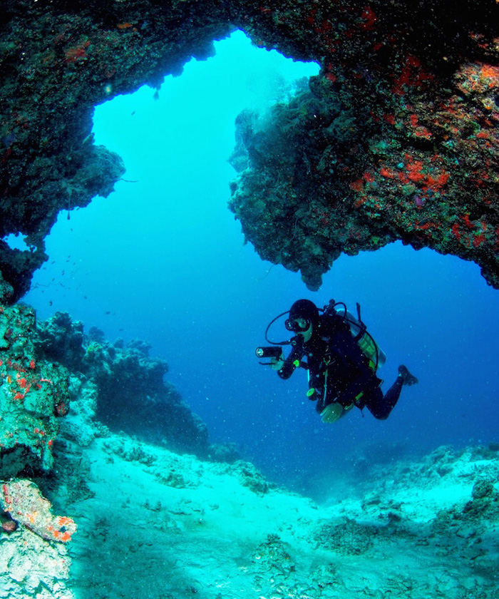 Anantara Dhigu Maldives Resort - Scuba Diving