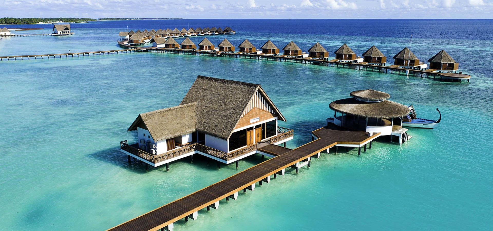 Maldives Tour Operator, Resort for Honeymoon, Holiday, Travel Packages
