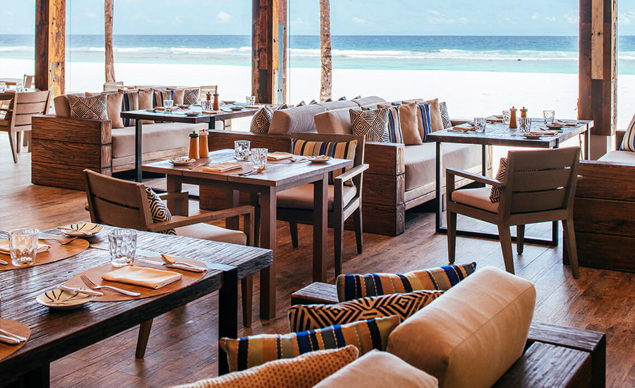Finolhu Maldives Resort - Baa Baa Beach Diner