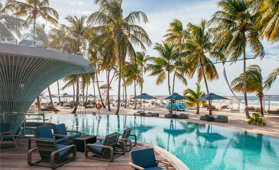 Finolhu Maldives Resort - Beach Bar