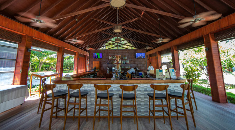 Furaveri Island Resort & Spa - Udhares Bar - A La Carte