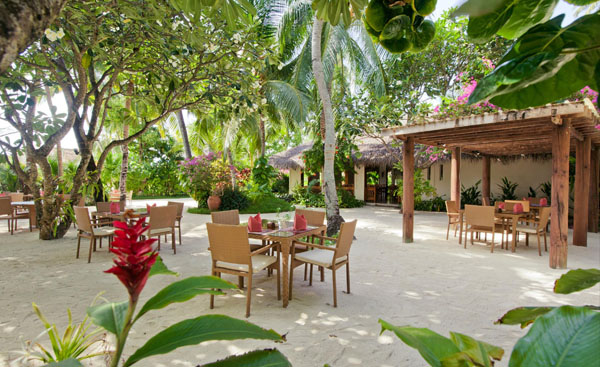 Kuramathi Maldives - Island Coffee Shop