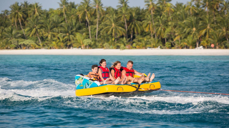 Meeru Island Resort & Spa - Water Sports