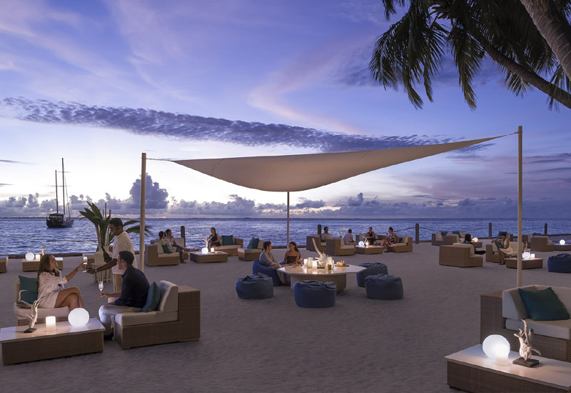 Restaurants & Bars - M-Lounge Sunset