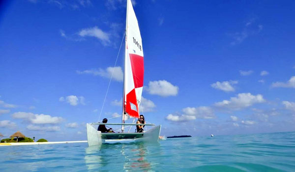 Sun Island Resort & Spa - Sailing