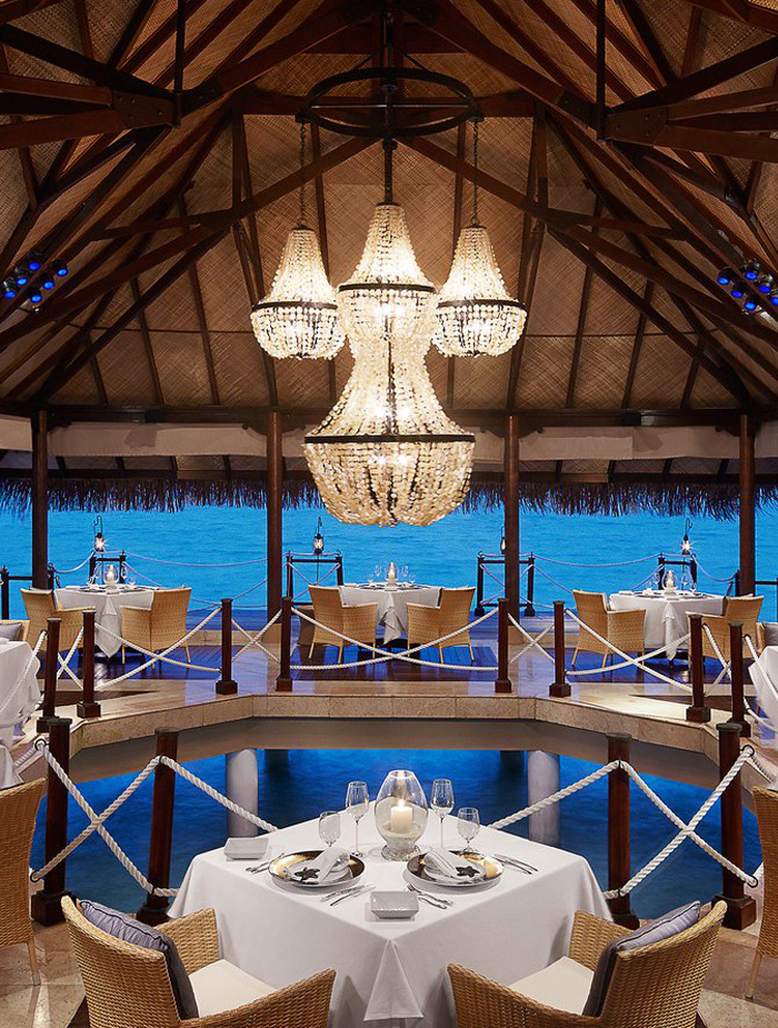 Taj Exotica Resort & Spa - Deep End Restaurant