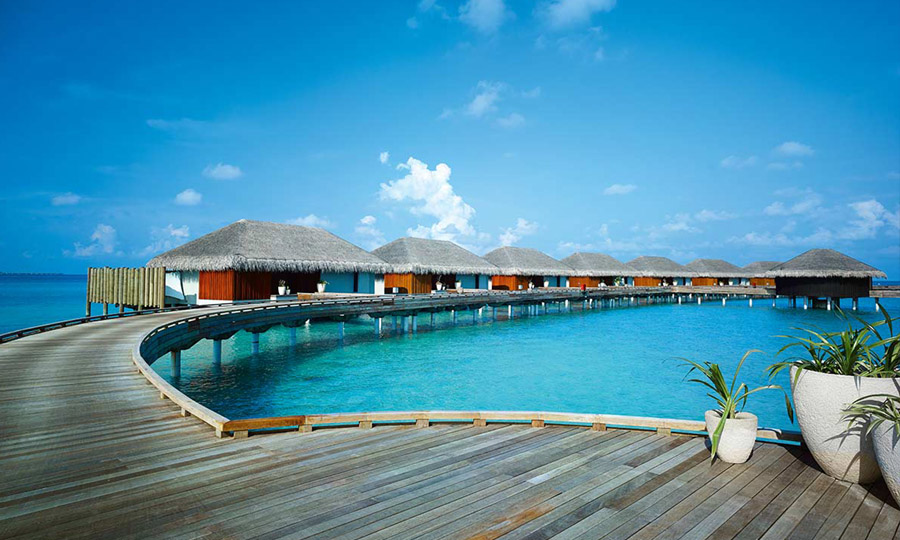 Velaa Private Island Maldives - Sunset Deluxe Water Pool Villa