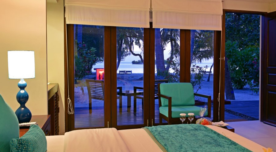 Adaaran Select Hudhuranfushi Sunset Beach Villa